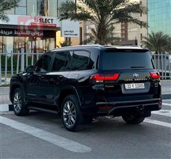 تويوتا لاندكروزر